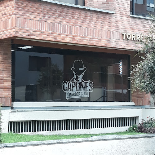 CAPONE's Barber Club - Quito