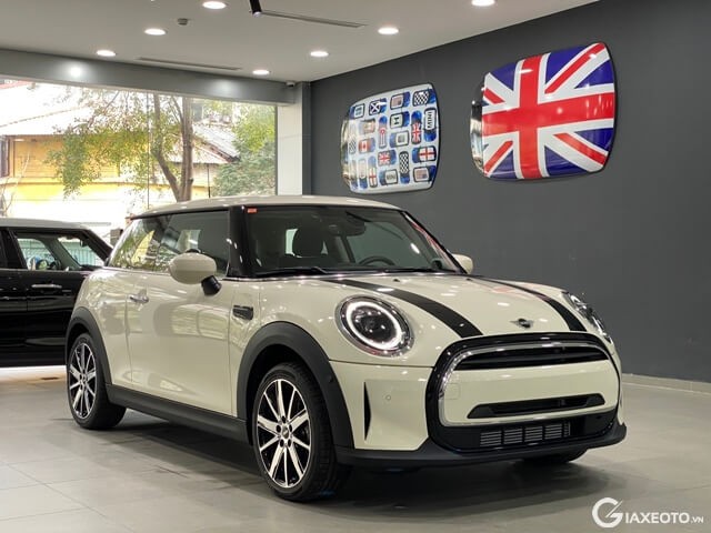 Mini-Cooper-3-cua-ngoai-tha