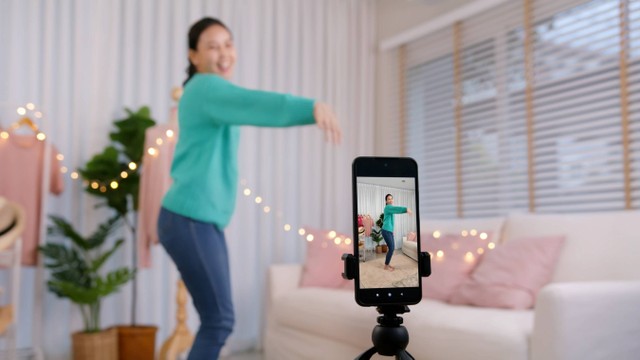 Ilustrasi TikTok. Foto: Chaay_Tee/Shutterstock