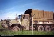 http://www.hankstruckpictures.com/pix/trucks/robert_lafreniere/2010/01-20/military/trucks/t34a-m35_us_bangor_me_sml.jpg