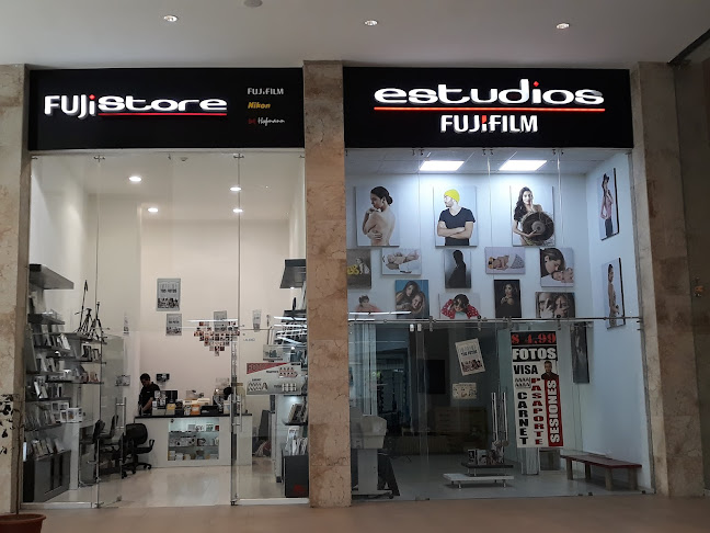 Opiniones de Fuji Store en Quito - Estudio de fotografía