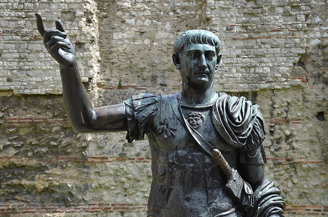 Modern statue of Trajan at Tower Hill, London
Carole Raddato from FRANKFURT, Germany - Londinium: Roman Wall
Londinium: Roman Wall