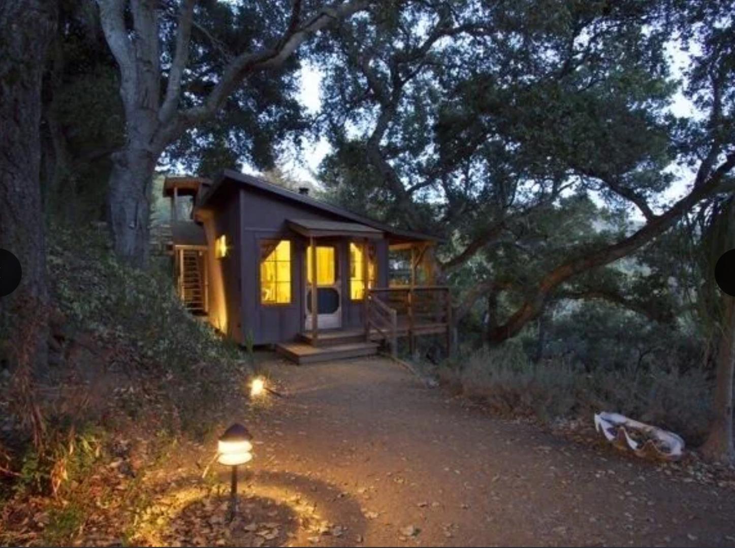 Source: vrbo.com Treehouse Cabin in Monterey