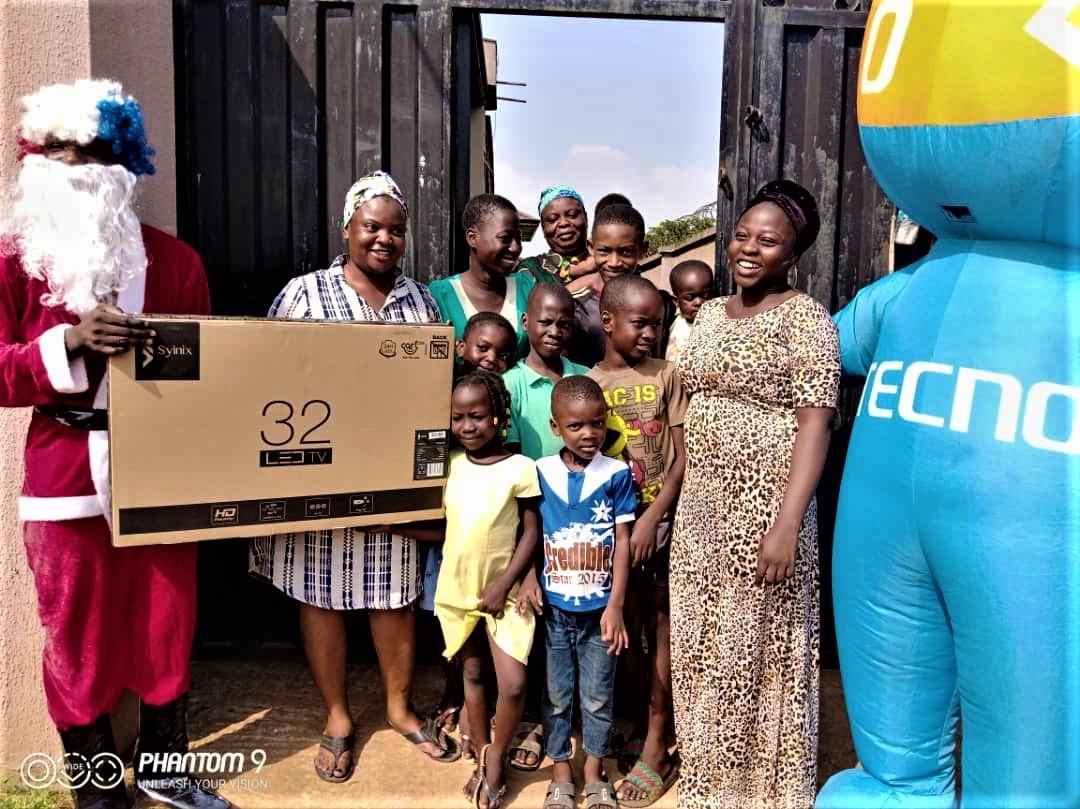 {filename}-Tecno Put Smiles On The Faces Of Nigerians By Fulfilling Their Family Xmas Wishes
