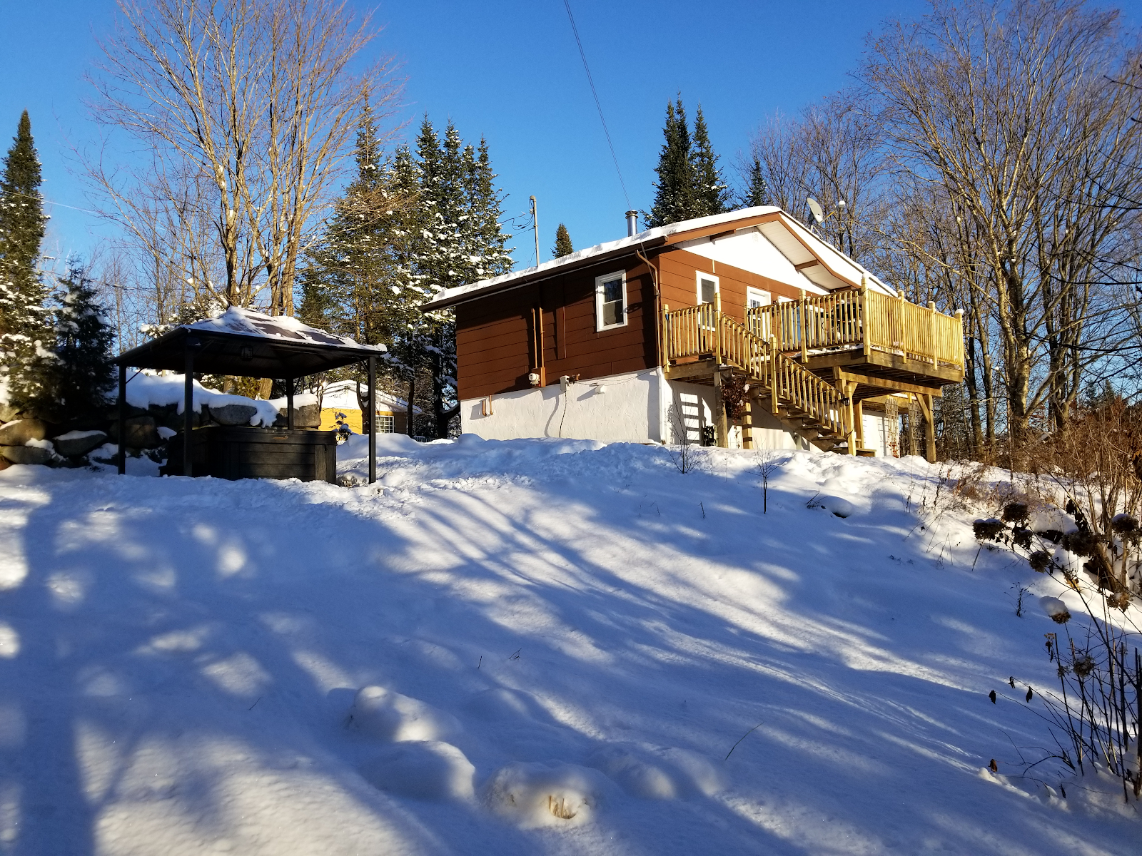Cottages for rent with Spa for 4 people in Quebec #6