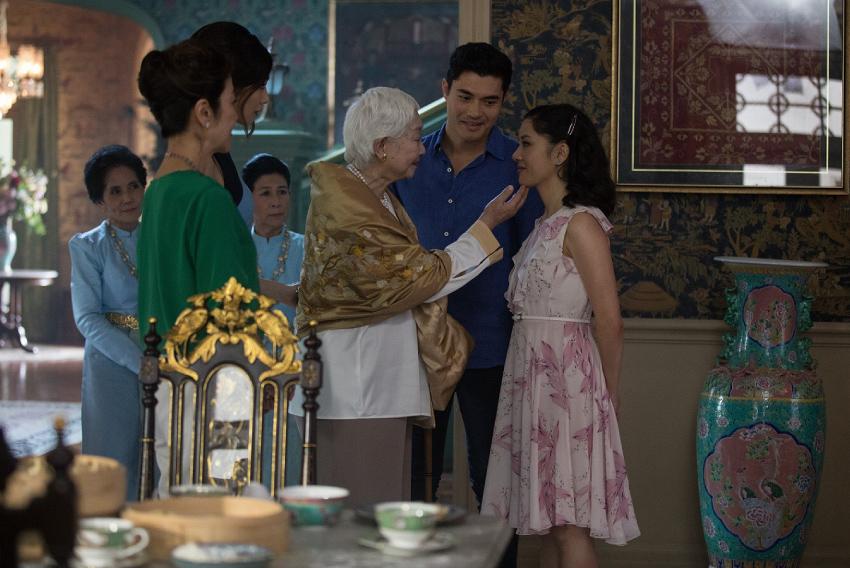 2. CRAZY RICH ASIANS  03