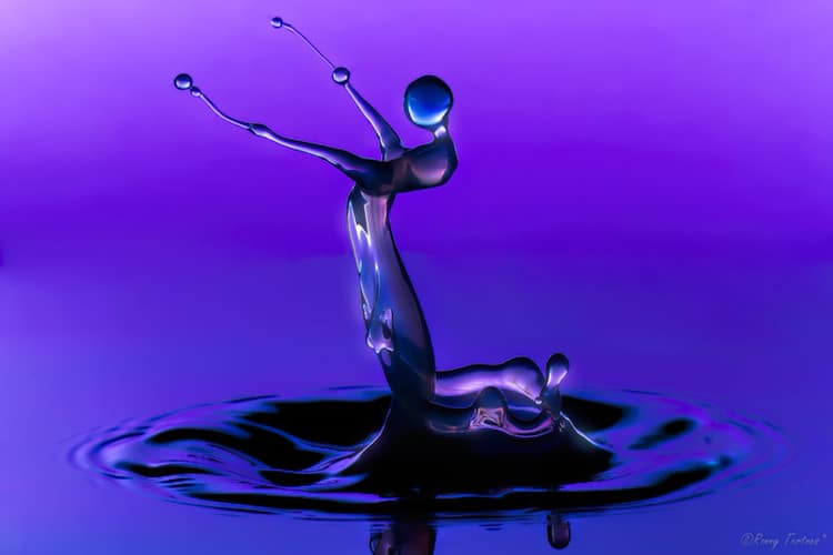 High-Speed Water Droplet Photography by Ronny Tertnes