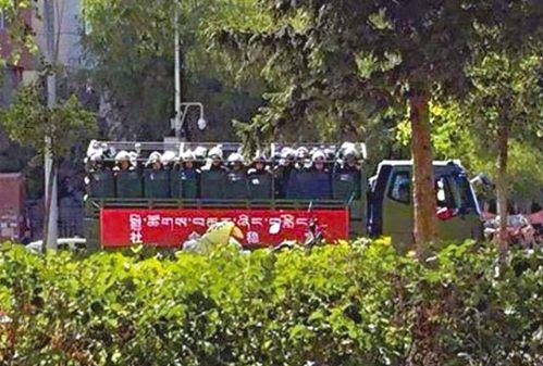 西藏自治区50年:中共送五领导画图取代达赖地位