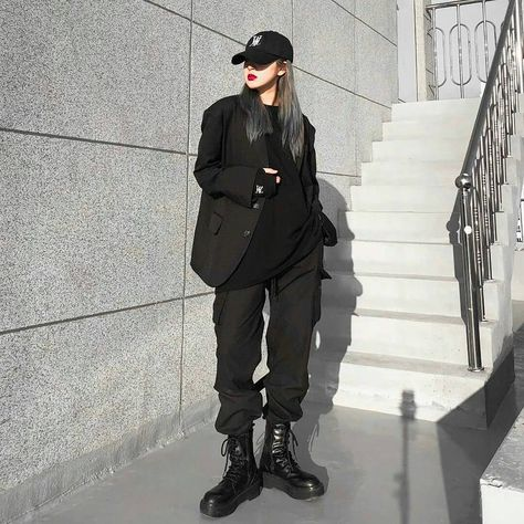Thu hút mọi ánh nhìn cùng Jogger kaki nữ túi hộp