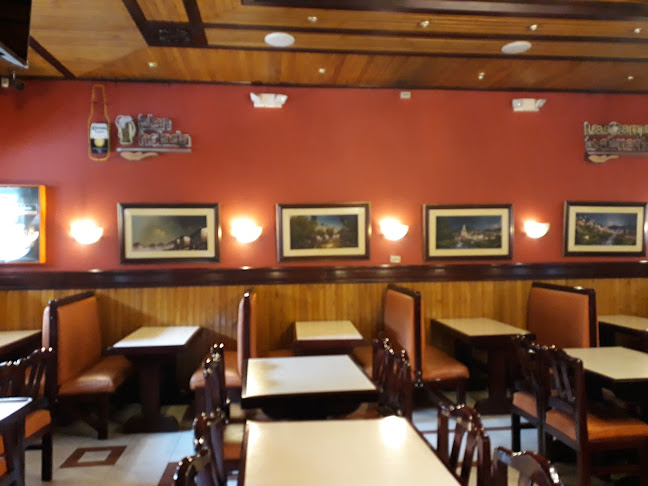 Horarios de Las Campanas Restaurant