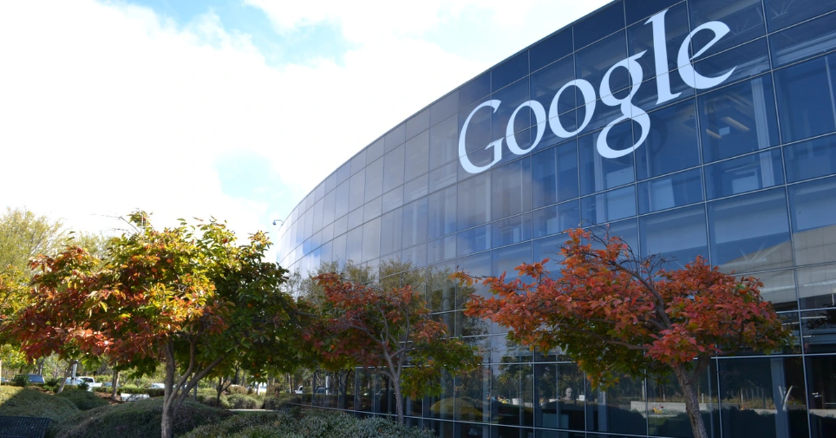 Ví dụ: Địa chỉ của trụ sở Google tại Mỹ là: Googleplex, 1600 Amphitheatre Pkwy, Mountain View, CA 94043 (tức California, America)