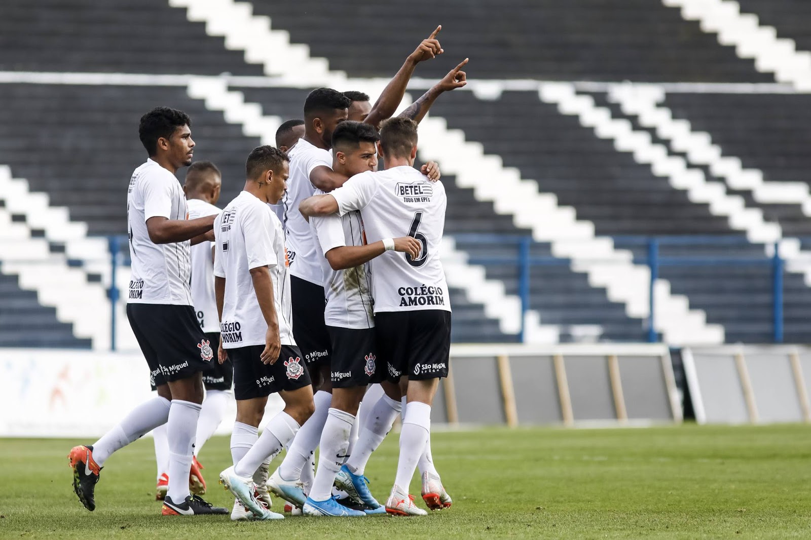 Em jogo acirrado, Grêmio Novorizontino acaba superado pelo Água Santa no  Paulista Sub-20 – Grêmio Novorizontino