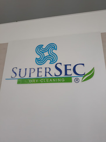 Opiniones de SuperSec Dry Cleaning en Quito - Lavandería