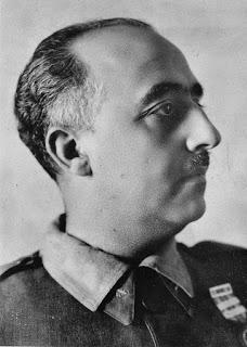 This image has an empty alt attribute; its file name is francisco-franco.jpg
