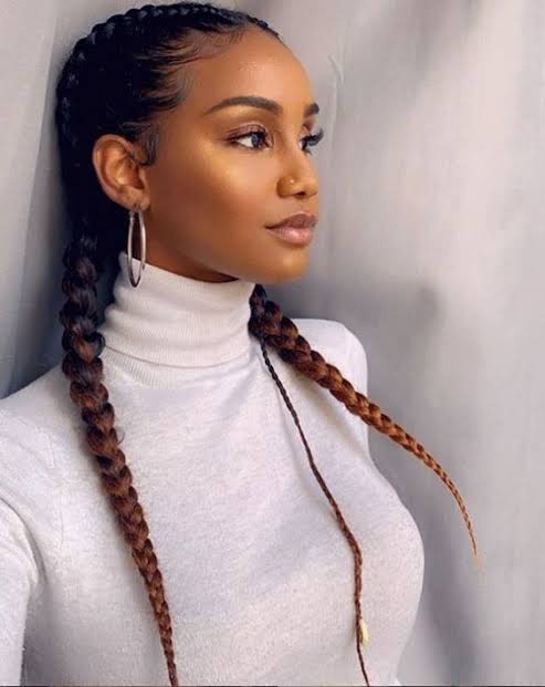 Two Knotted Braids with Symmetrical Cornrows