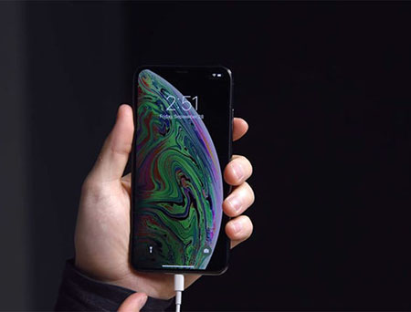 Phải làm gì khi iPhone XS lỗi sạc