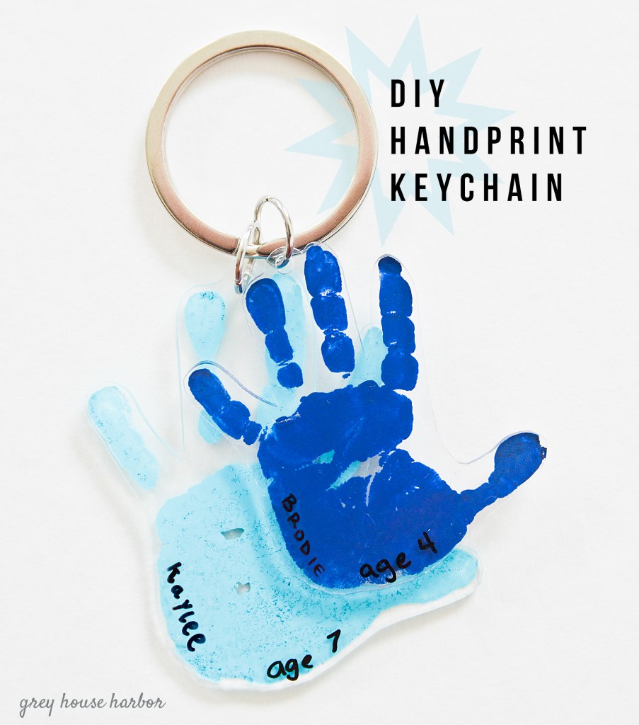 DIY Handprint Keychain - great gift idea! | greyhouseharbor.com