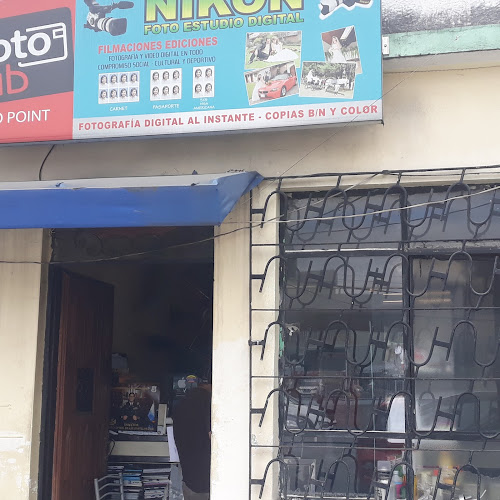 Opiniones de Nikon Foto Estudio Digital en Quito - Estudio de fotografía