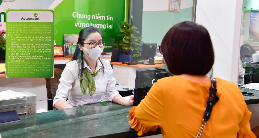 Vay thấu chi Vietcombank (VCB) với lãi suất vay cạnh tranh