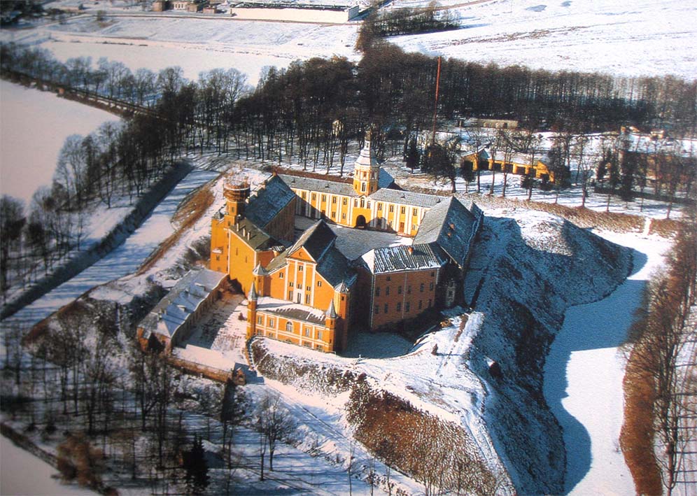 Nesvizh Palace02.jpg