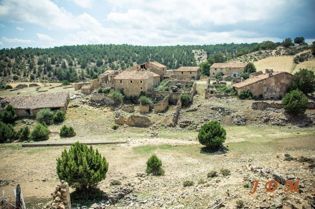 Les caselles de Bezas, Terol.