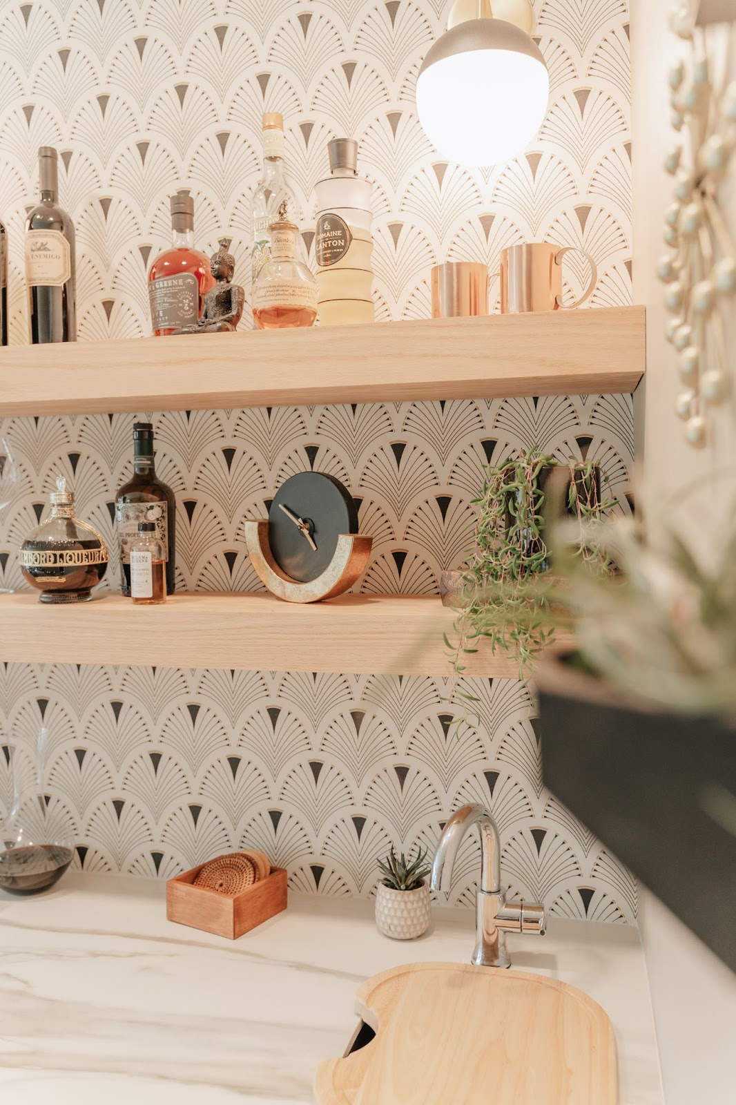 HOW TO DESIGN + STYLE A WET/DRY BAR image 3