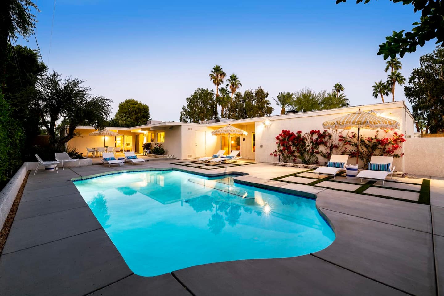 Palm Springs, California: Modernist Glam and Outdoor Excitement