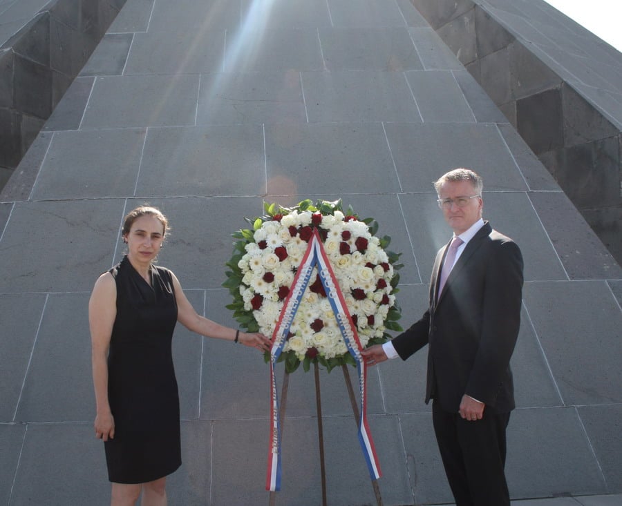 https://www.aravot.am/wp-content/uploads/2023/08/Armenian-Genocide-Museum_US-Senate-1.jpg