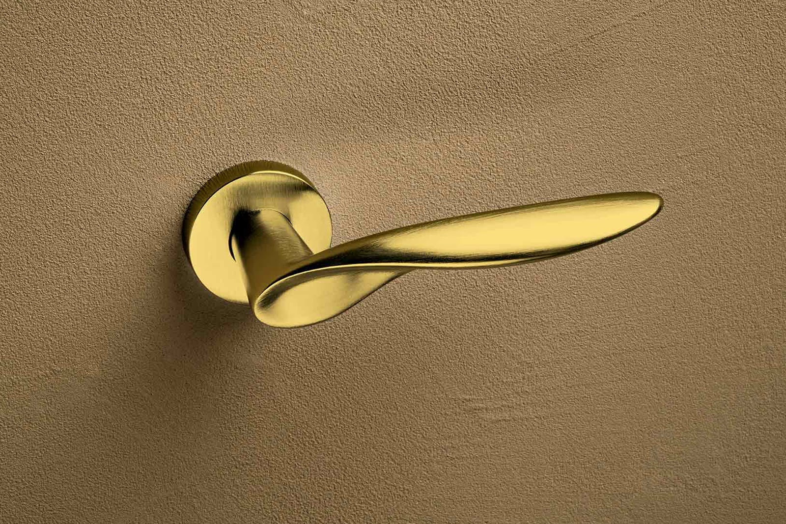 Follow These Steps To Replace A Broken Door Latch Of Handle Lock