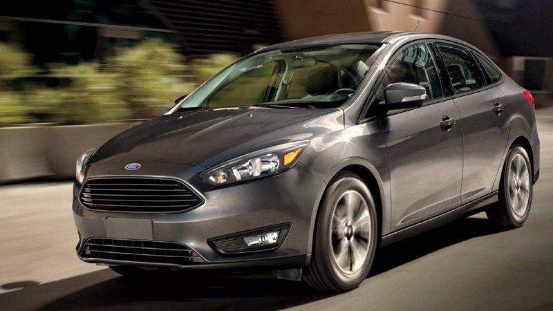 Giá xe ôtô hôm nay 1/12: Ford Focus ưu đãi 20 triệu cho 2 bản