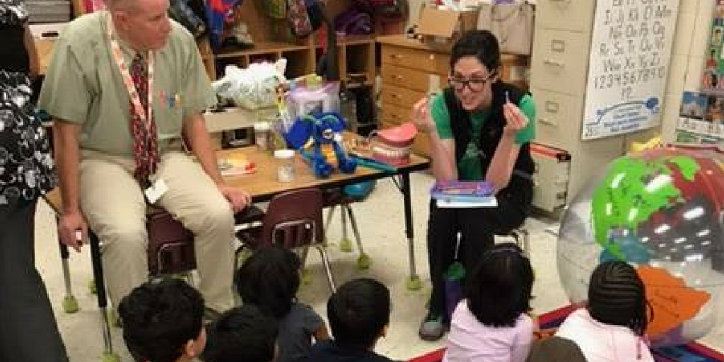 Charlotte Pediatric Dentistry teaching kids about oral health