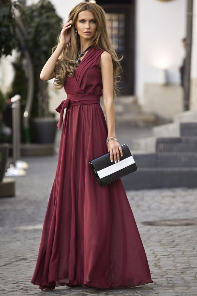 Marsala color: what to wear in 2022, a combination in clothes 23