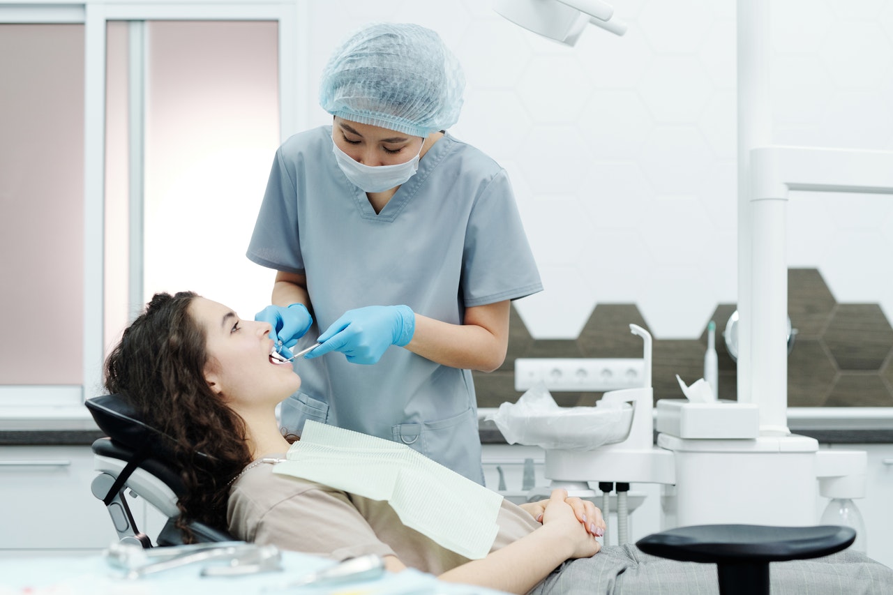 профессиональные компетенции хирурга стоматолога