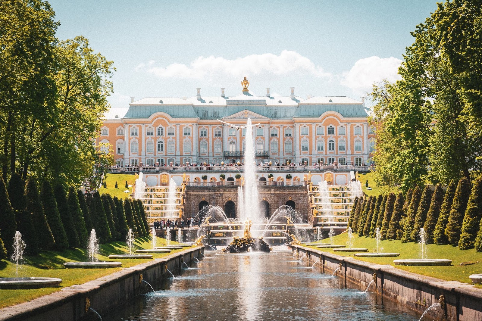 Palatul Peterhof