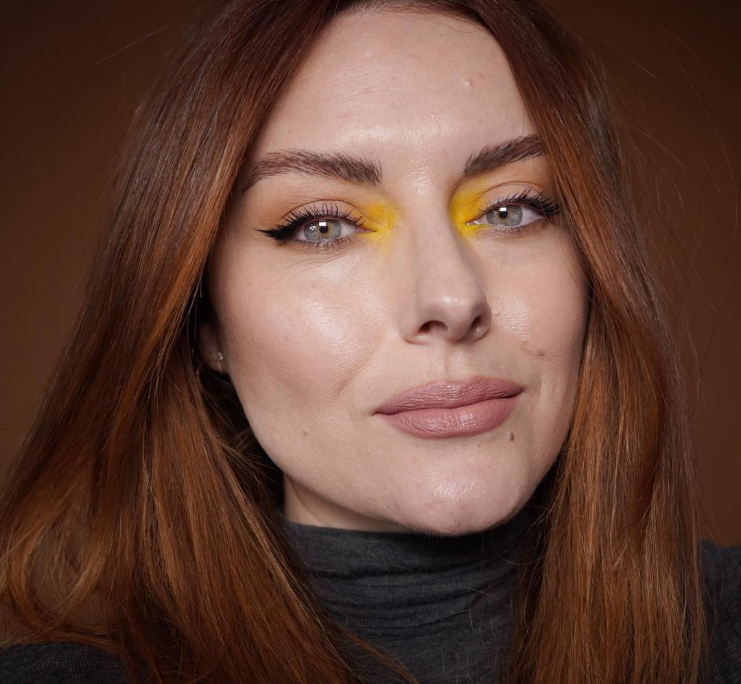 Yellow Eye Shadow on the Inner Corners