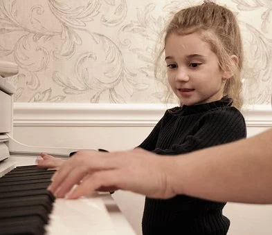 猫ふんじゃったを弾いてみよう 子どもにピアノの楽しさを教えてくれる定番曲を解説 こども音楽ニュース