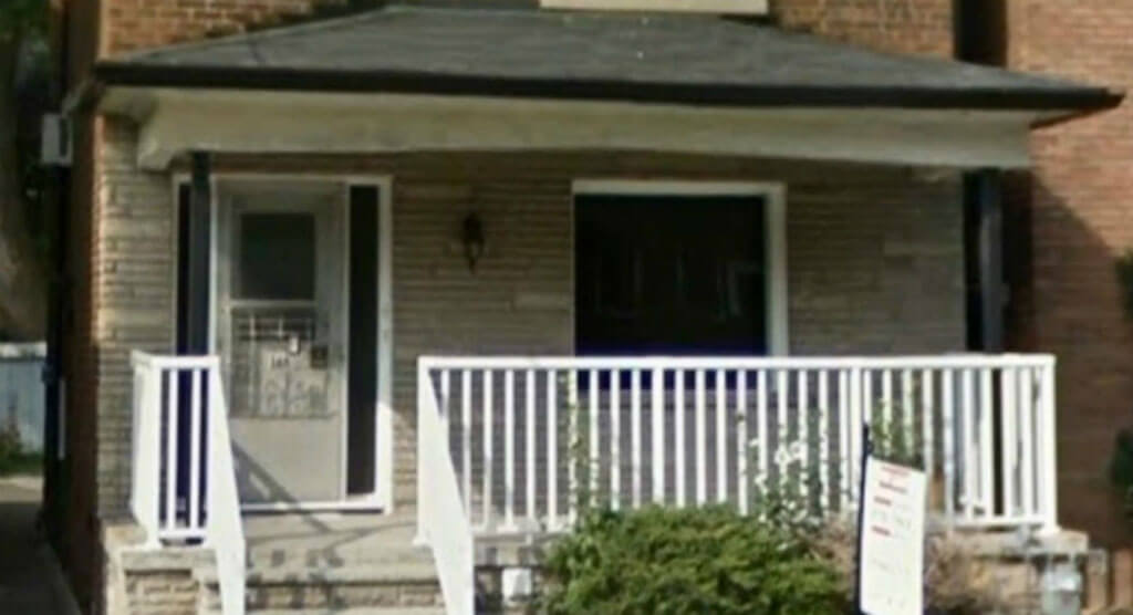 When a 96-Year-Old Woman Sold Her Home, the Realtor Was Surprised by What He Found Inside