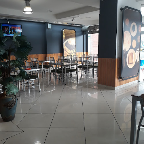 Cafe Naciones Unidas - Quito