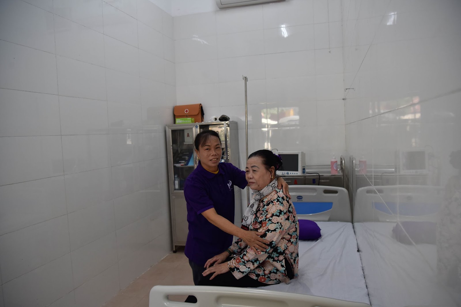 Dịch vụ giúp việc chăm người ốm tận tâm, chuyên nghiệp số 1 Hà Nội | Công  ty giúp việc gia đình, giúp việc trông trẻ, vệ sinh công nghiệp