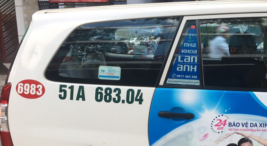 Quảng cáo xe Taxi