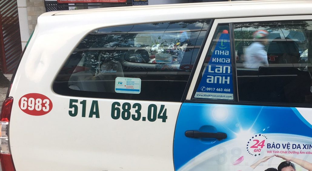 Quảng cáo xe Taxi Quảng cáo xe Taxi