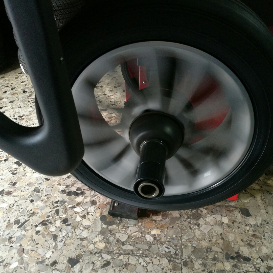 ¿Cuándo fue la ultima vez que cruzaste y equilibraste tus neumáticos?