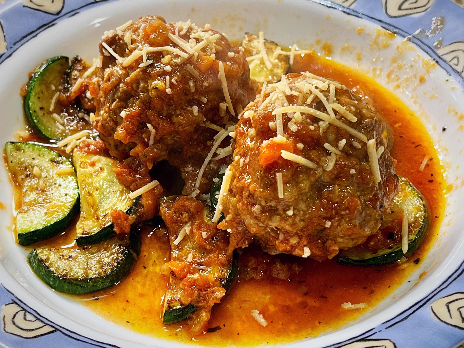 Braised Meatballs with Zucchini