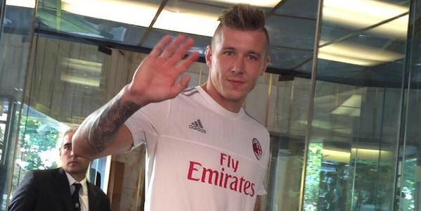 51Kucka-Milan-599x300.jpg