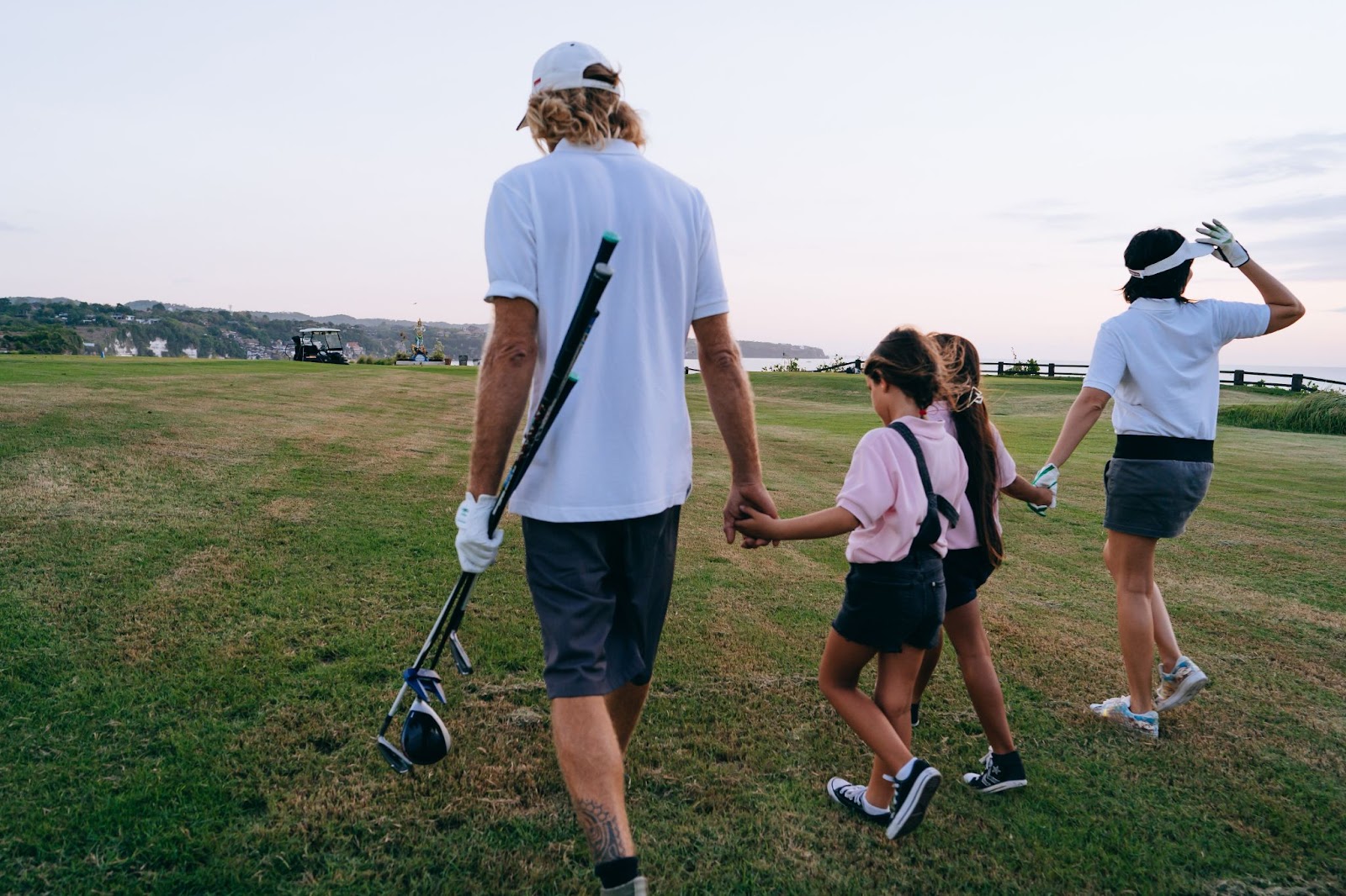 family play golf