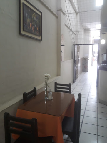 Mariscal Sucre, Exterior: 7-50, Cuenca 010101