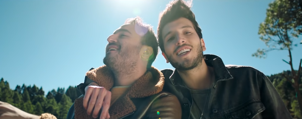 SEBASTIAN YATRA AND JESUS NAVARRO FROM REIK PERFORMING DURING THE MUSIC VIDEO FOR UN ANIO