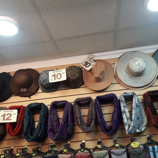 La Petite Fashion Boutique