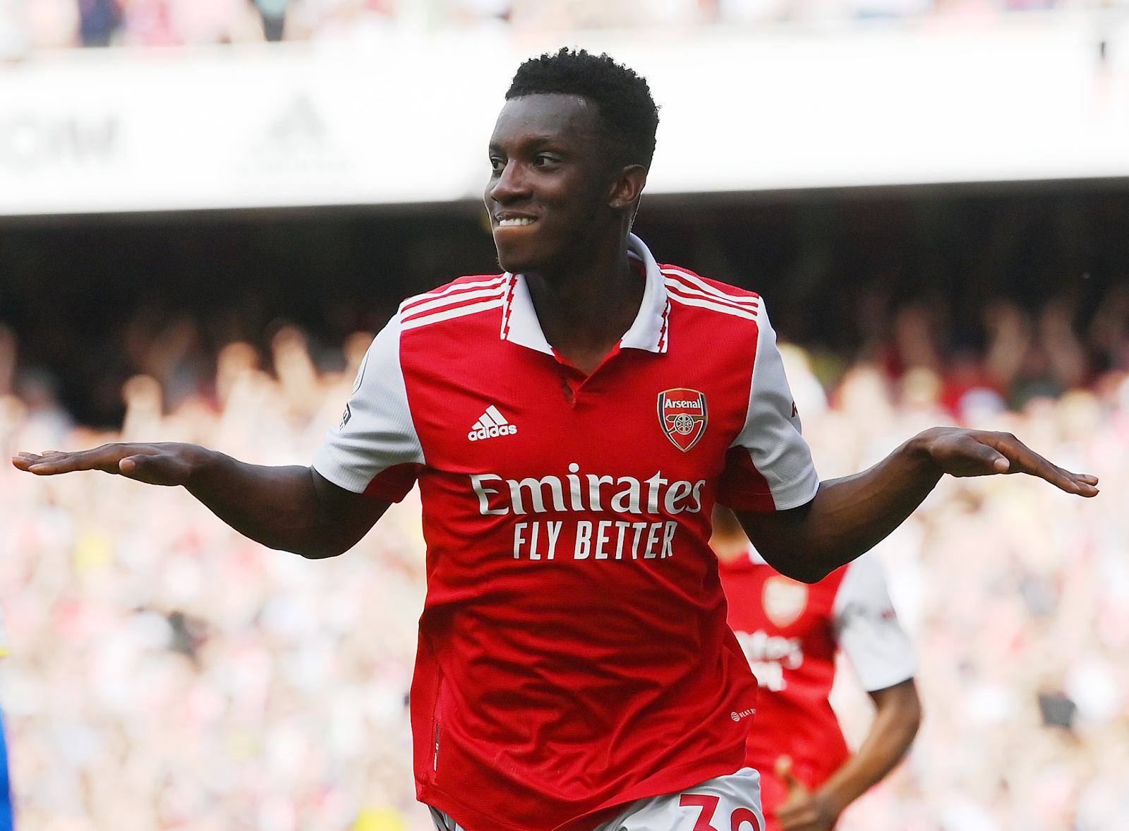“Kẻ đóng thế” Eddie Nketiah và hành trình trở thành vua phá lưới Arsenal