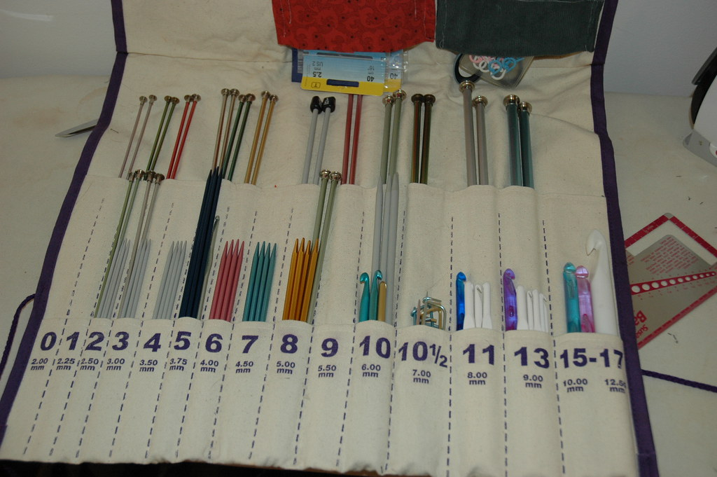 different knitting needle sizes